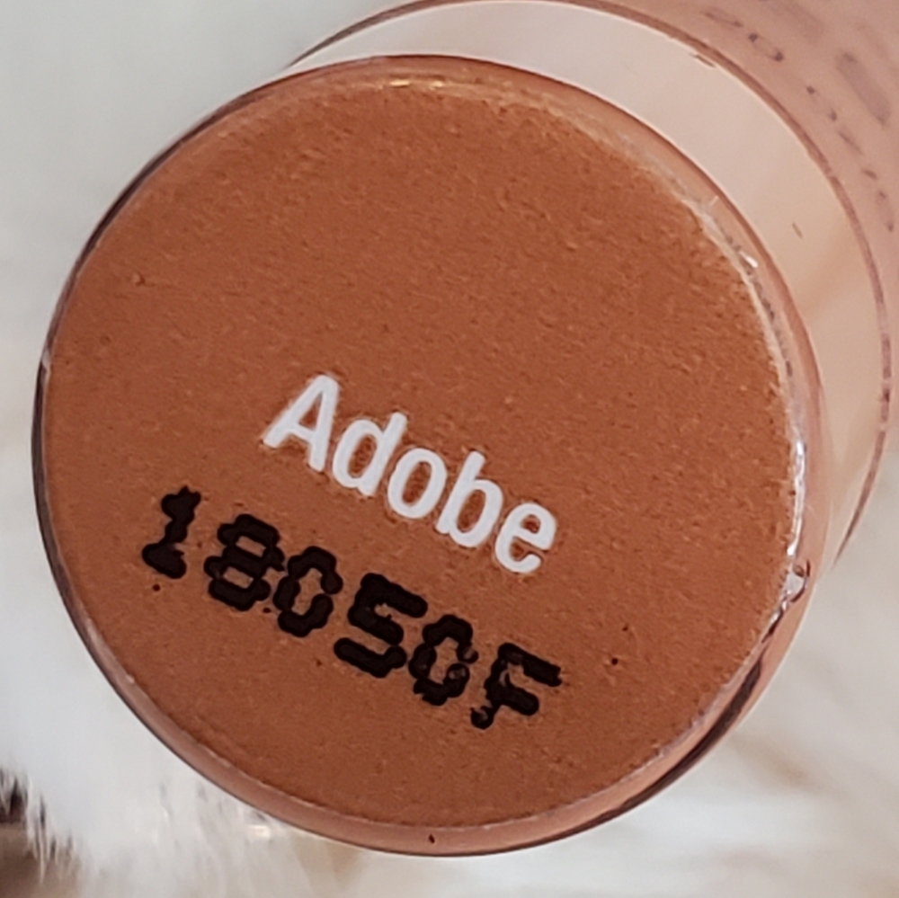 SeneGence MakeSense Foundation tester in Adobe